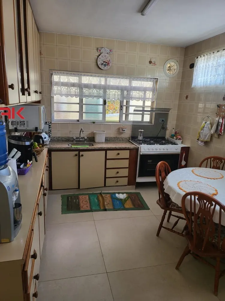 Casa, 3 quartos, 250 m² - Foto 11