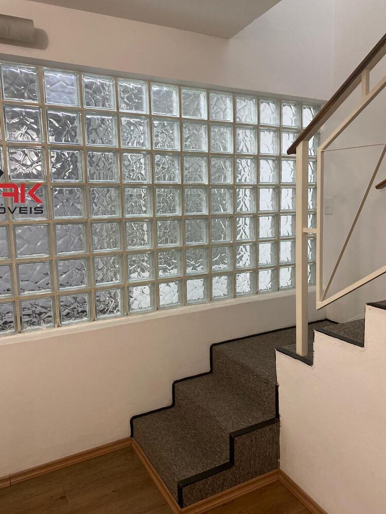 Prédio Inteiro para alugar com 5 quartos, 96m² - Foto 2