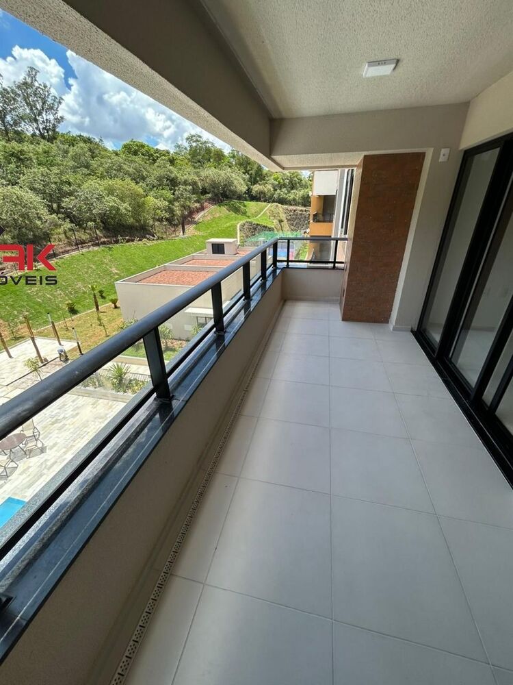 Apartamento à venda com 3 quartos, 95m² - Foto 1
