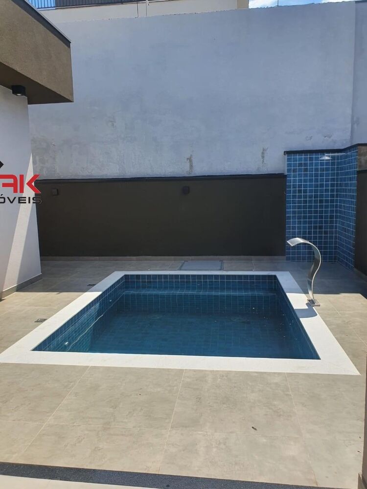 Casa de Condomínio à venda com 3 quartos, 300m² - Foto 1