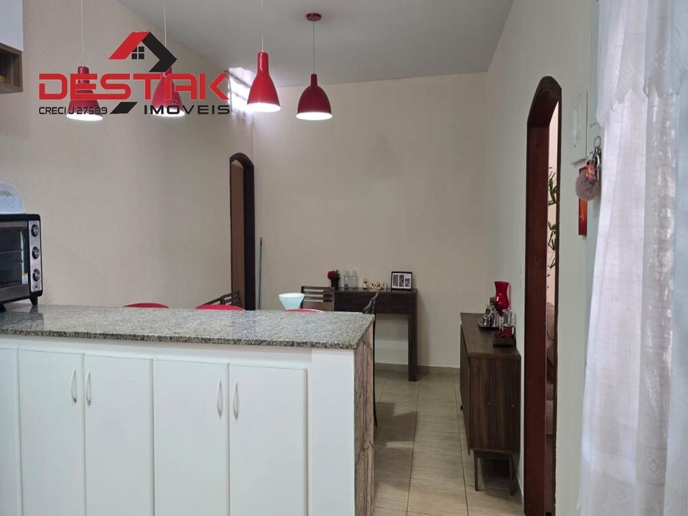 Casa, 3 quartos, 325 m² - Foto 2