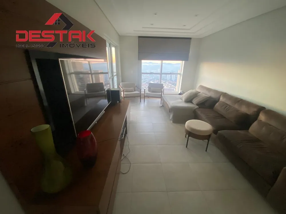 Apartamento, 3 quartos, 237 m² - Foto 2