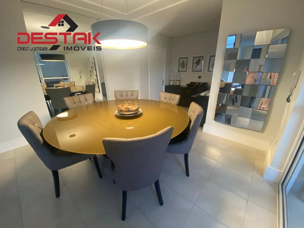 Apartamento, 3 quartos, 237 m² - Foto 2