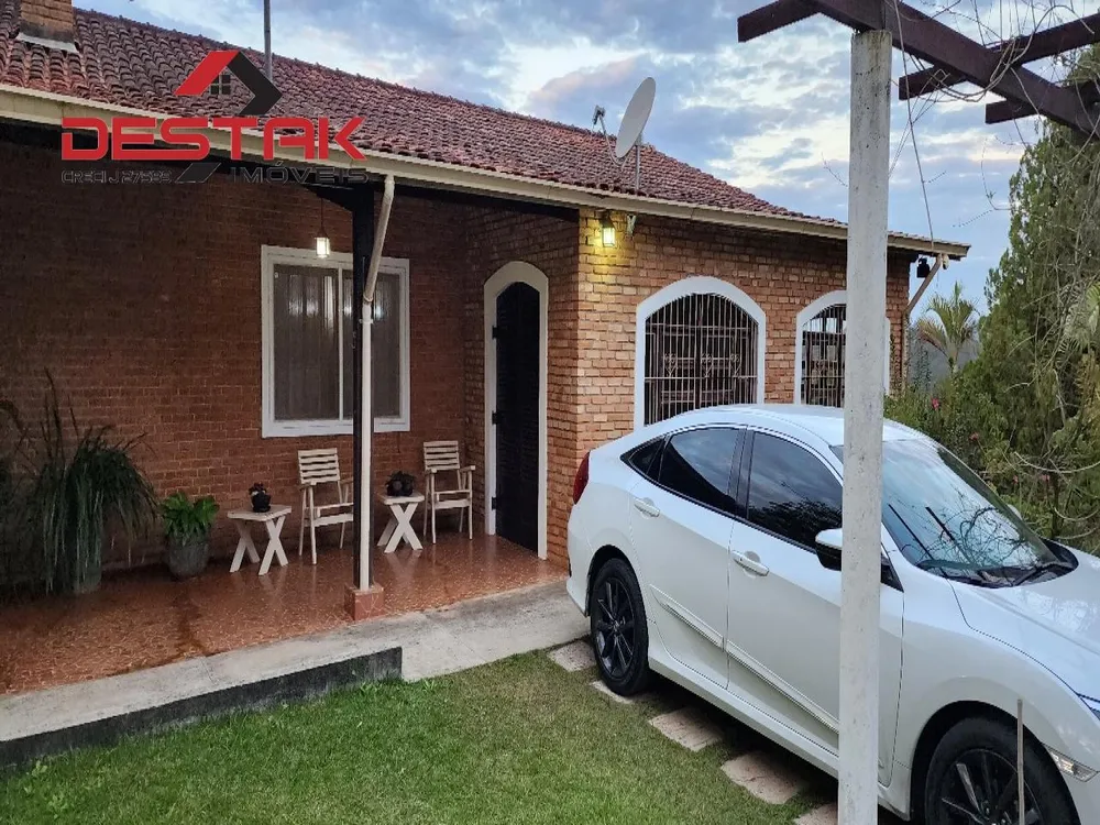 Chácara, 3 quartos, 2400 m² - Foto 6