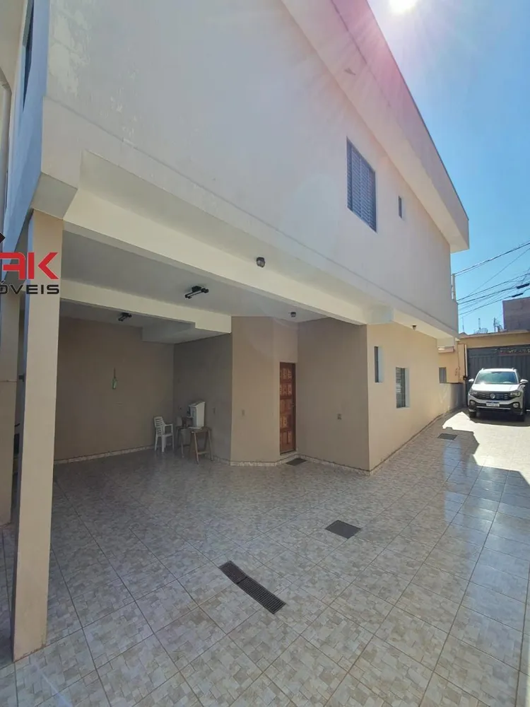 Casa, 3 quartos, 275 m² - Foto 1