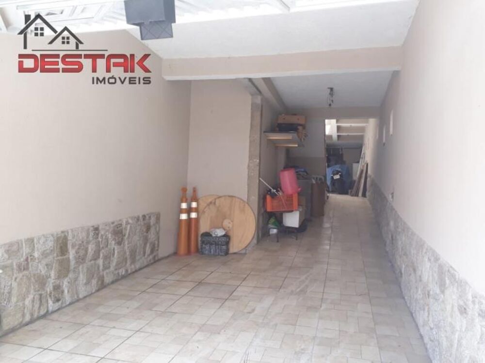 Casa, 3 quartos, 200 m² - Foto 1