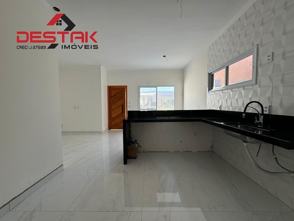 Casa à venda com 3 quartos, 156m² - Foto 3