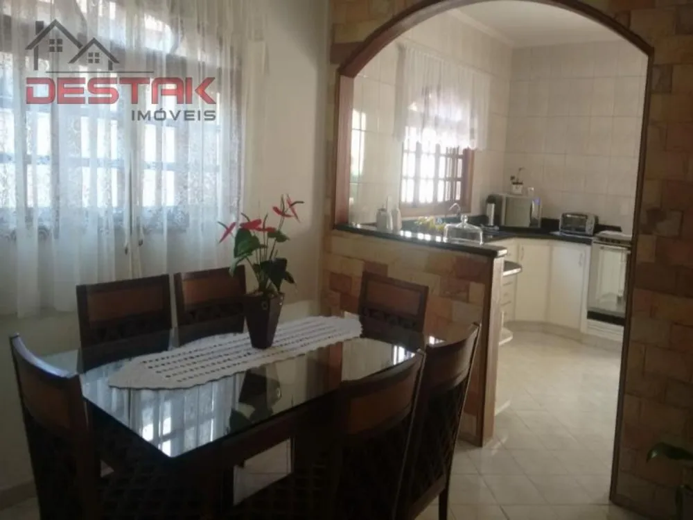 Casa, 3 quartos, 187 m² - Foto 2