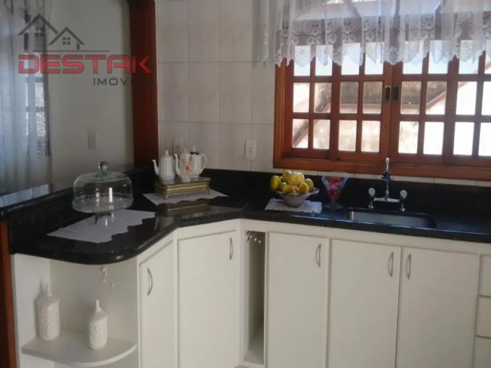 Casa, 3 quartos, 187 m² - Foto 3