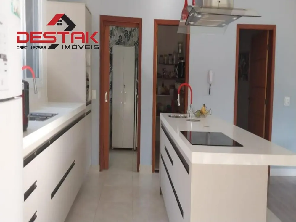 Casa, 3 quartos, 1059 m² - Foto 7