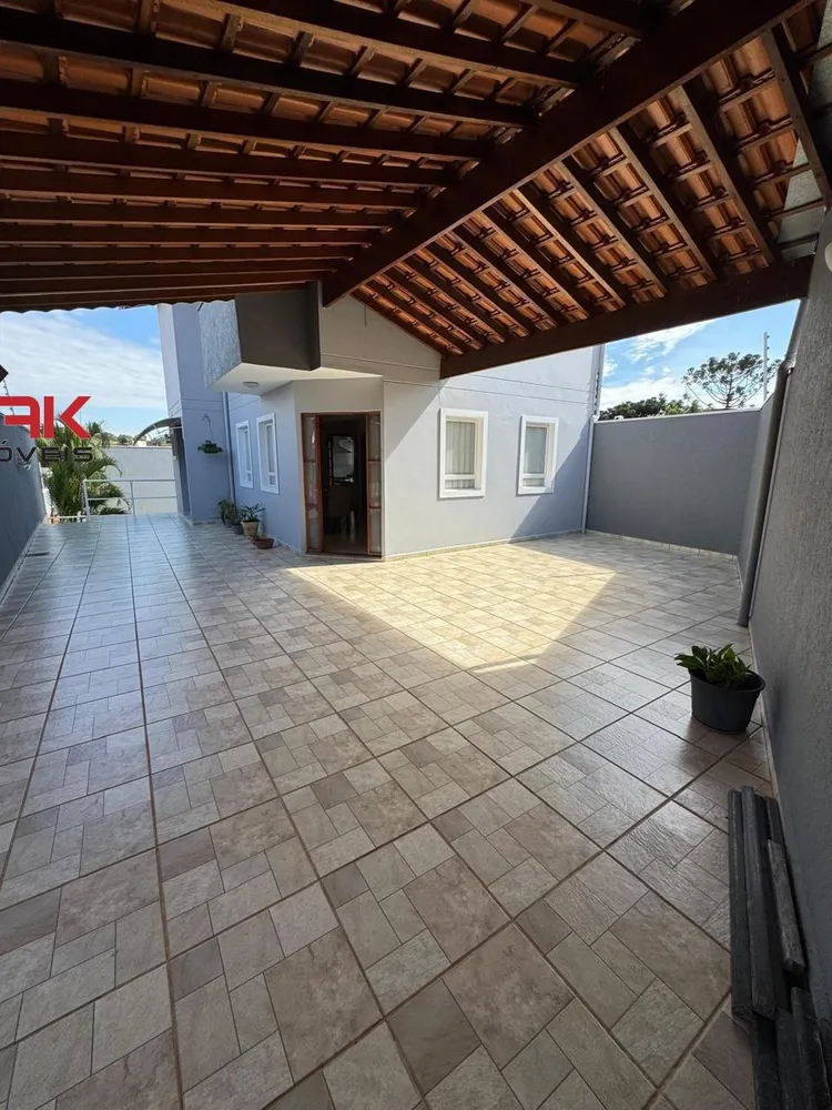 Casa, 3 quartos, 250 m² - Foto 8