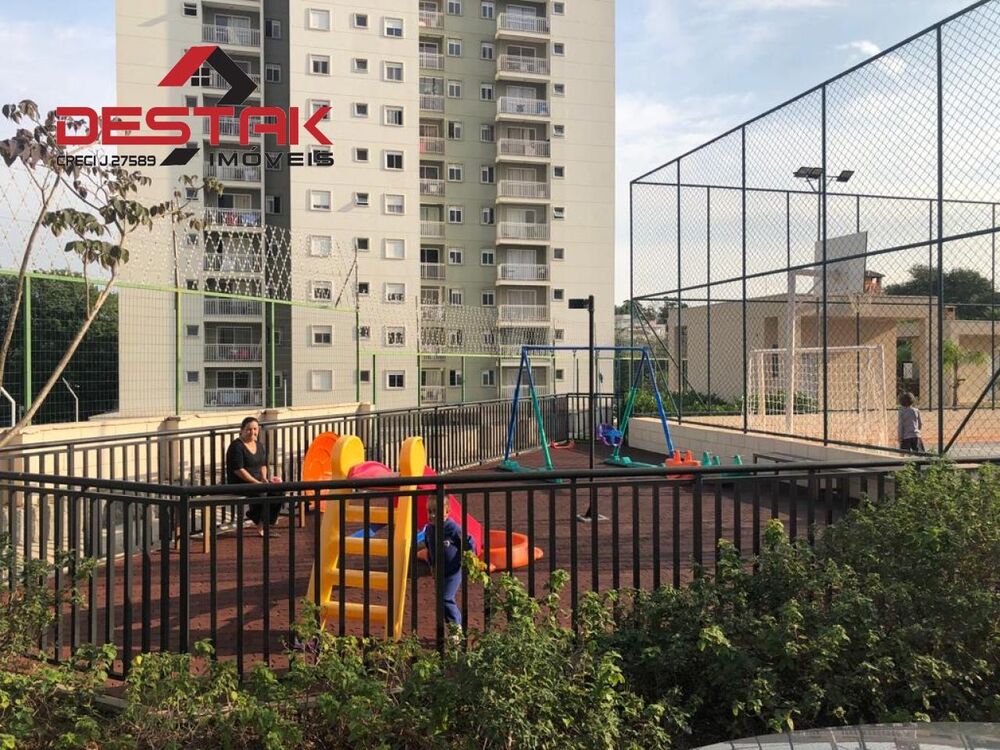 Apartamento à venda com 3 quartos, 77m² - Foto 2