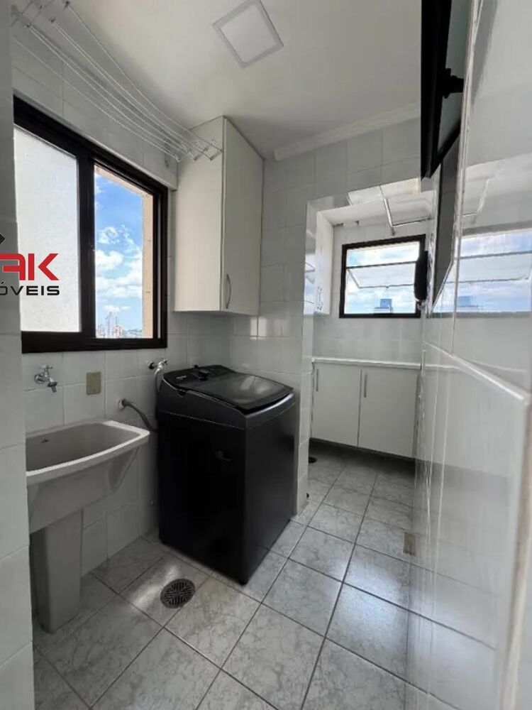Apartamento à venda com 3 quartos, 92m² - Foto 2
