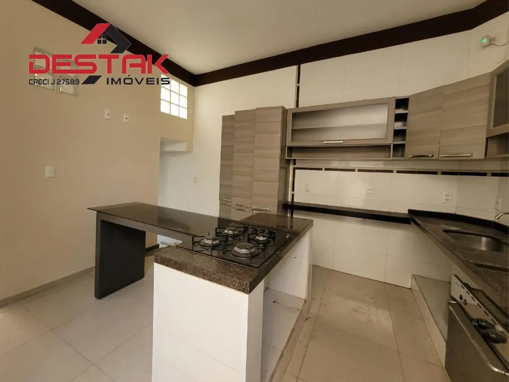 Casa, 3 quartos, 168 m² - Foto 6