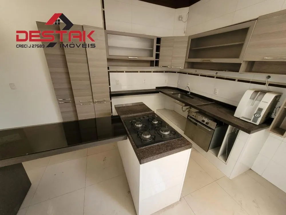 Casa, 3 quartos, 168 m² - Foto 4