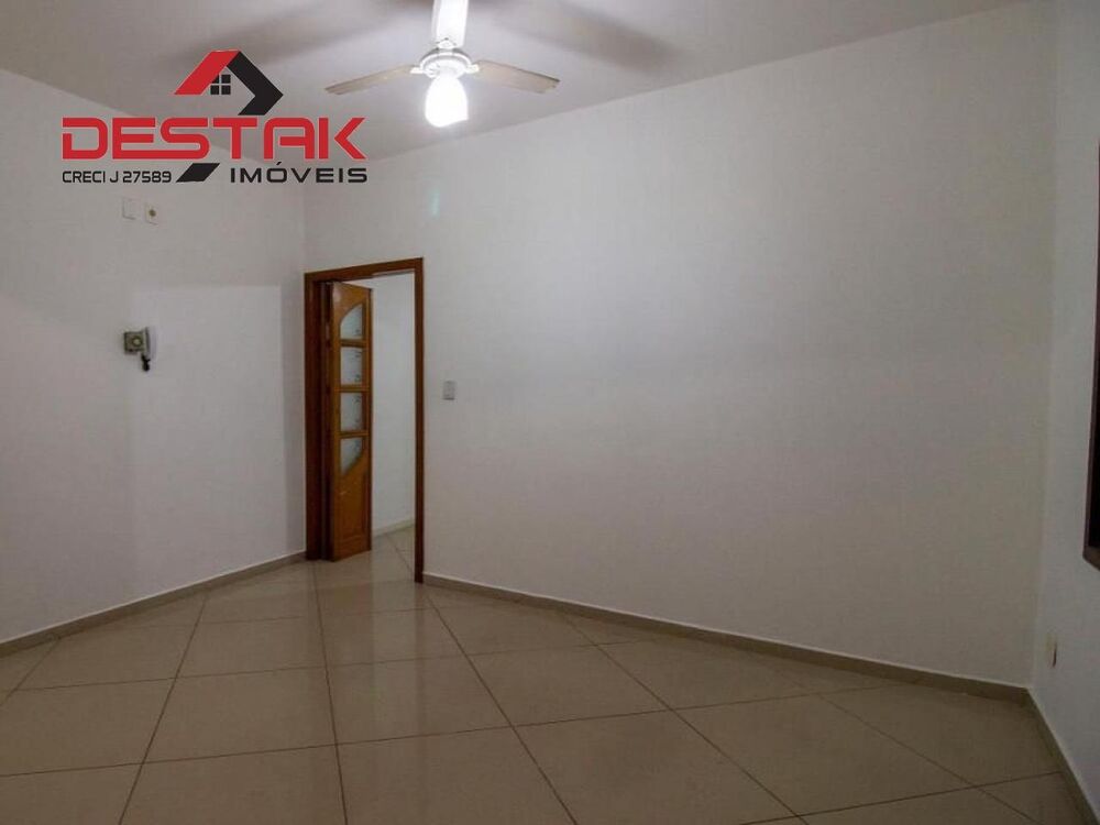 Casa, 3 quartos, 287 m² - Foto 2