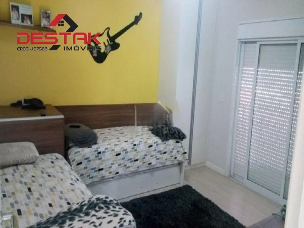 Casa, 3 quartos, 275 m² - Foto 11