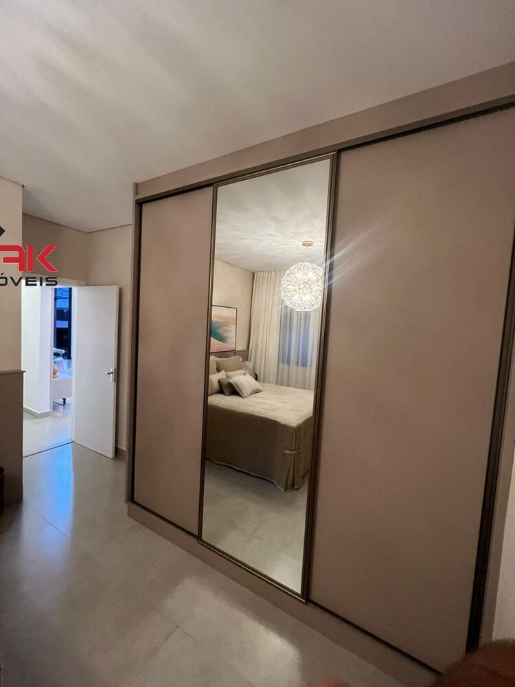 Casa de Condomínio para alugar com 3 quartos, 250m² - Foto 1