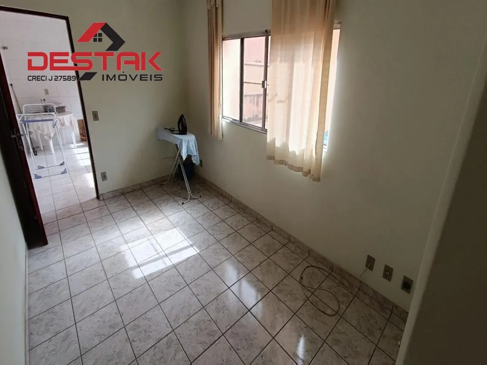Casa, 4 quartos, 350 m² - Foto 1