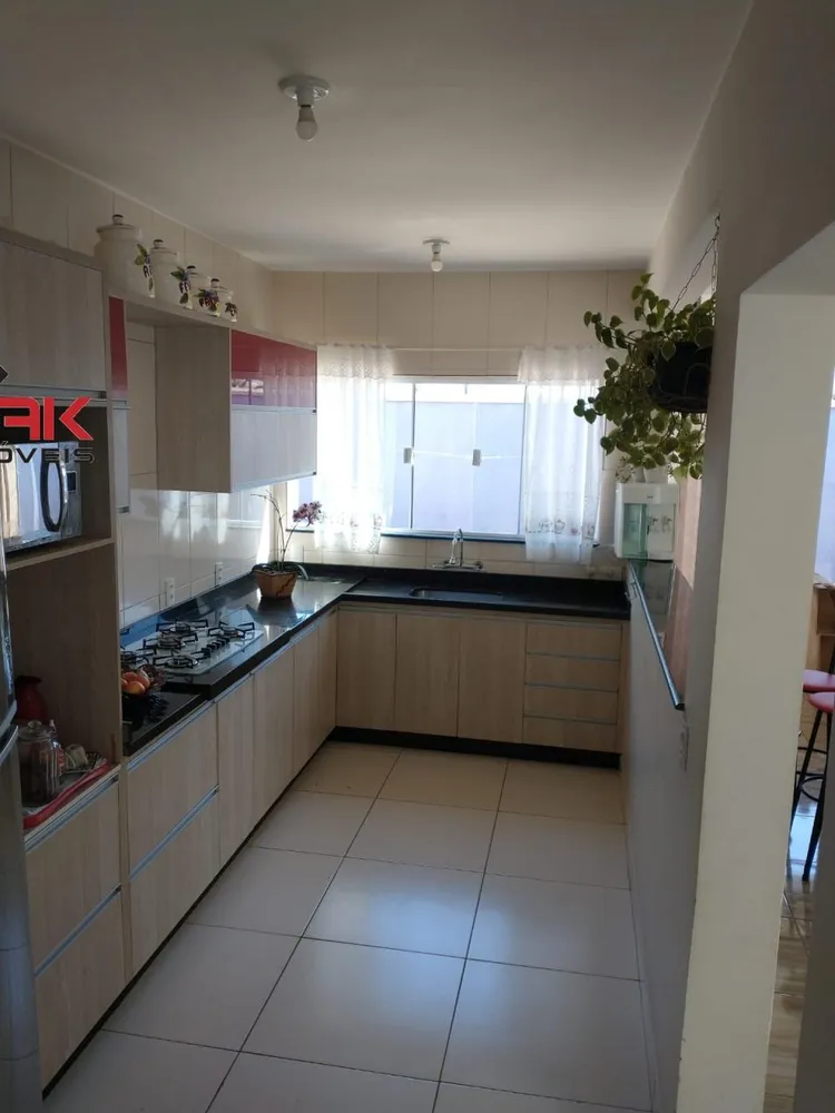 Casa, 4 quartos, 352 m² - Foto 2