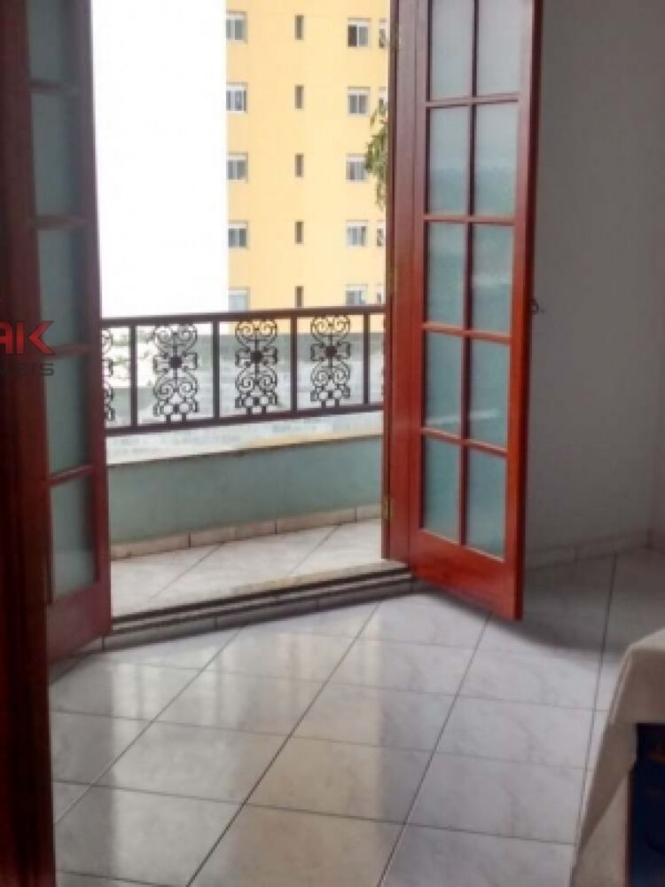 Casa, 3 quartos, 240 m² - Foto 2