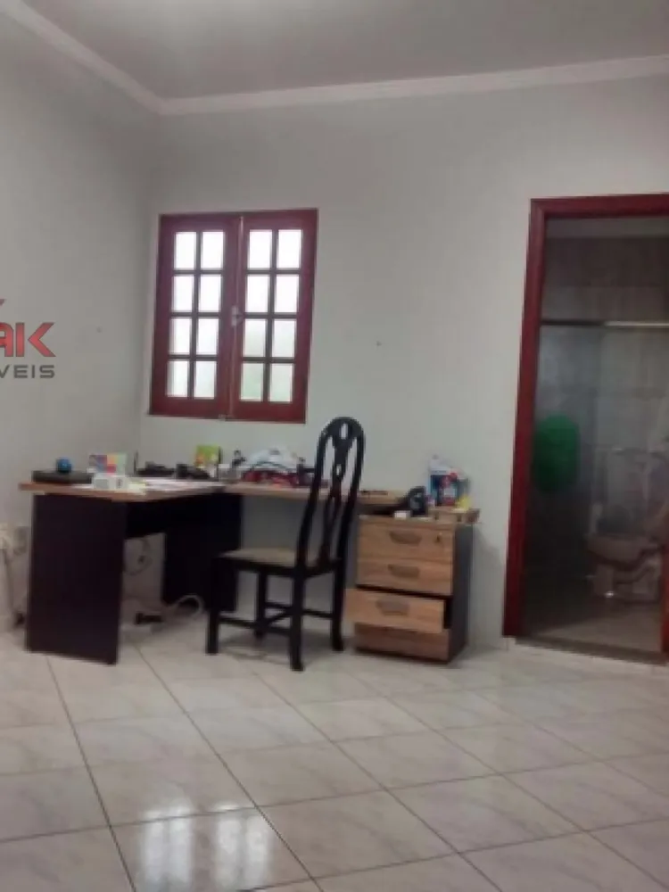 Casa, 3 quartos, 240 m² - Foto 9