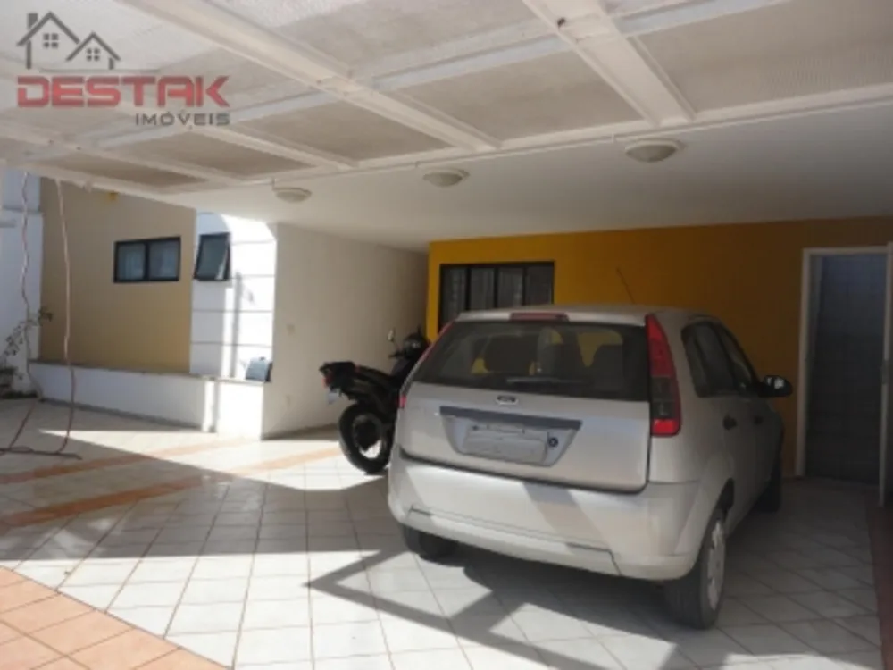 Casa, 3 quartos, 317 m² - Foto 1