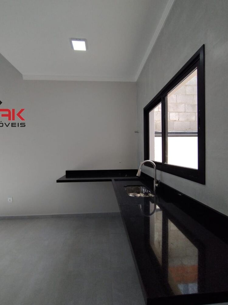 Casa à venda com 3 quartos, 286m² - Foto 3