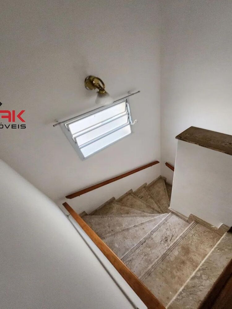 Casa de Condomínio à venda com 3 quartos, 150m² - Foto 3
