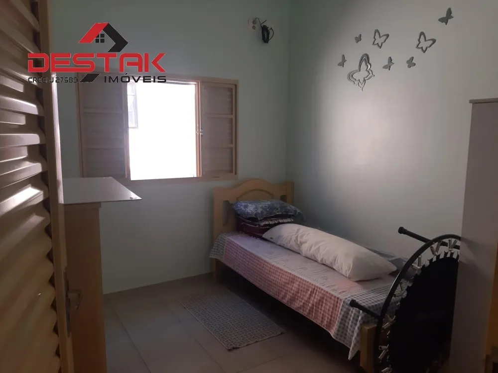 Casa, 5 quartos, 235 m² - Foto 3