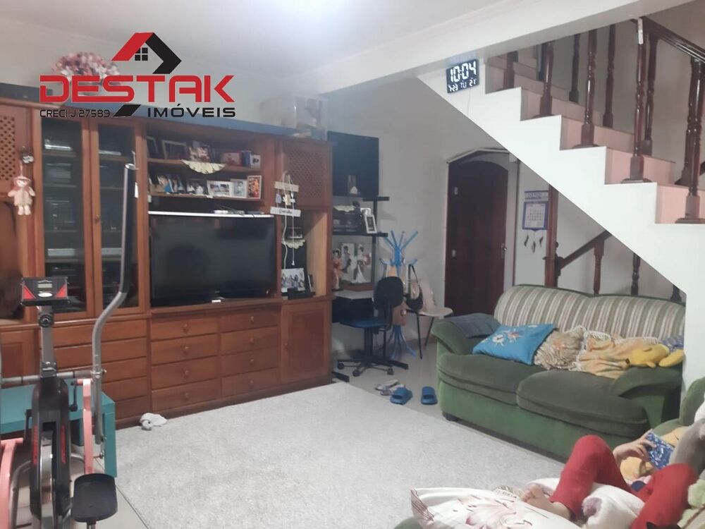 Casa, 5 quartos, 235 m² - Foto 4