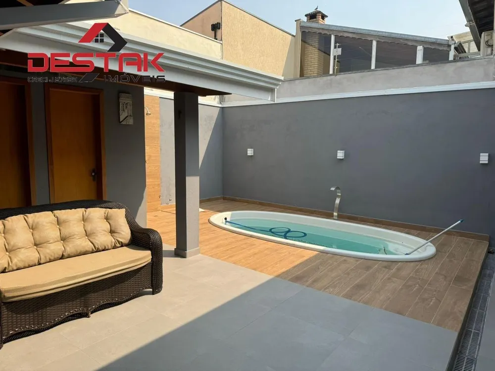 Casa, 3 quartos, 250 m² - Foto 3