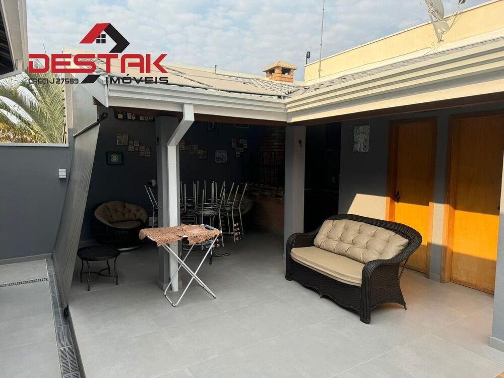 Casa, 3 quartos, 250 m² - Foto 2