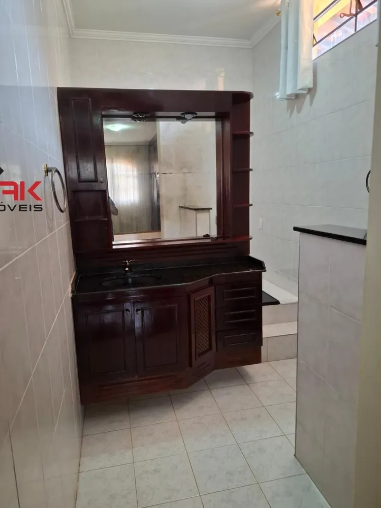 Casa, 3 quartos, 230 m² - Foto 3