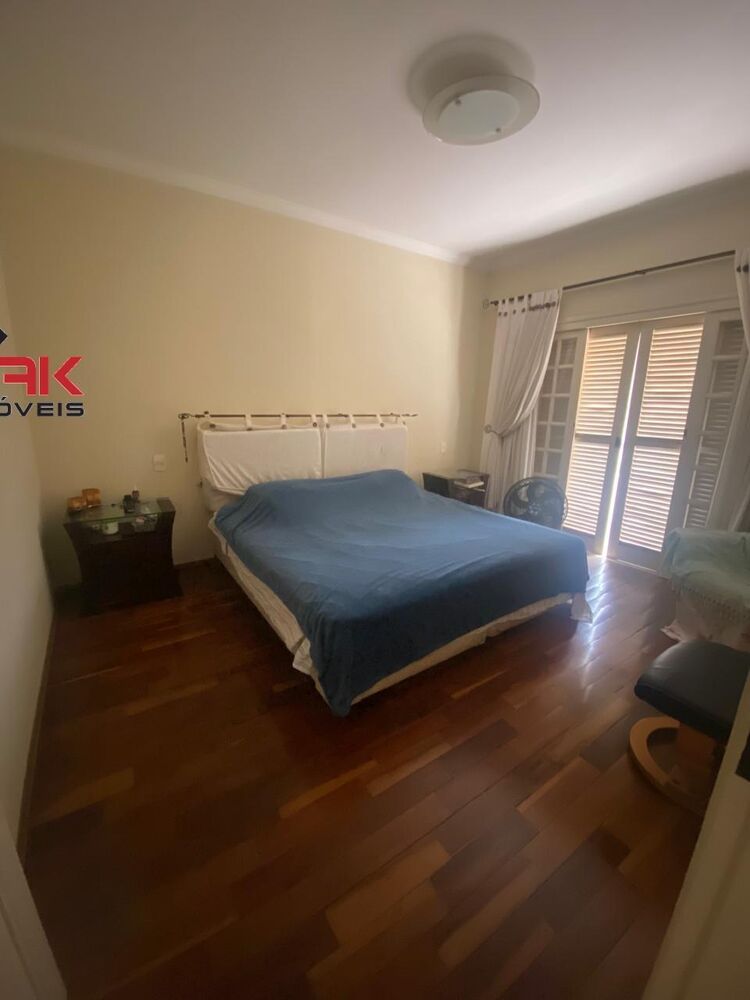 Casa de Condomínio à venda com 3 quartos, 1000m² - Foto 2