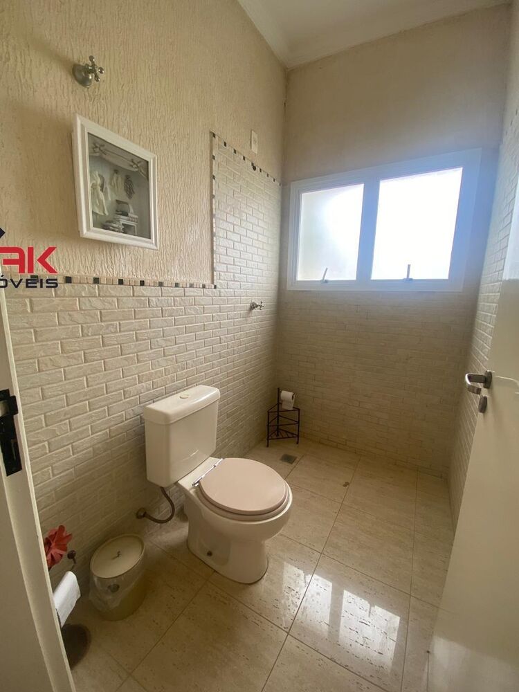 Casa de Condomínio à venda com 3 quartos, 1000m² - Foto 1