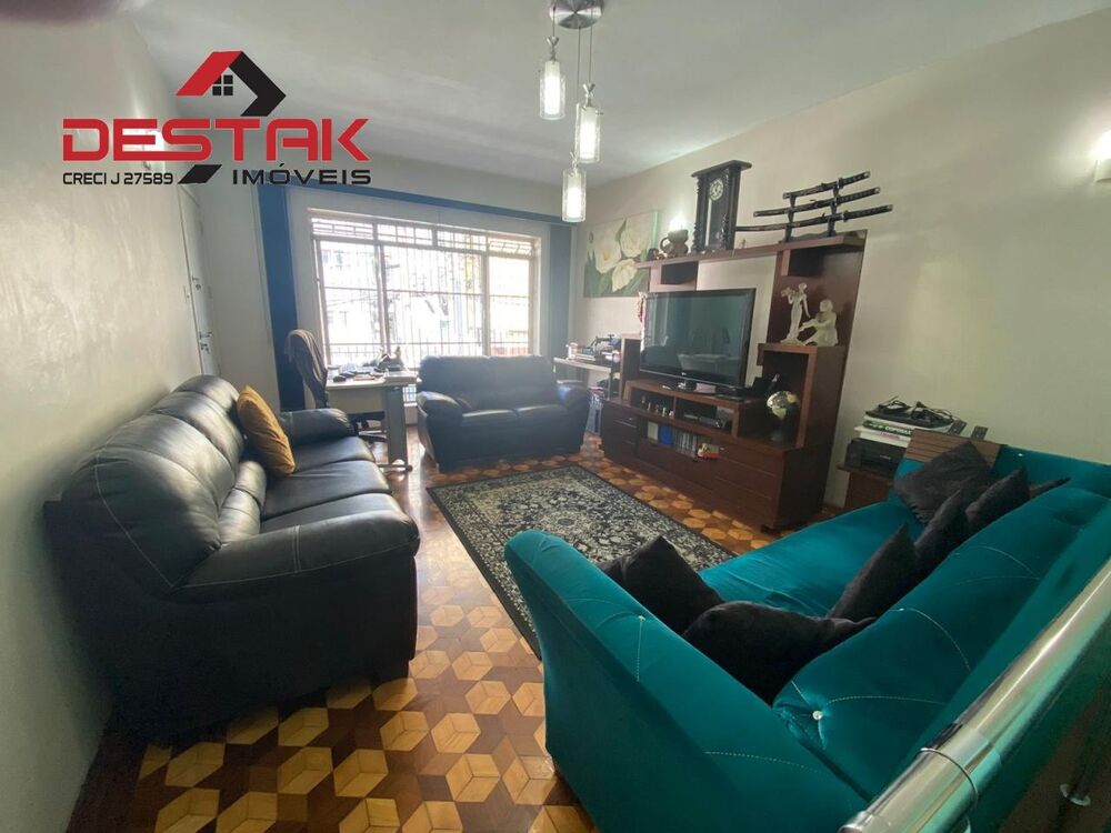 Casa, 4 quartos, 323 m² - Foto 1