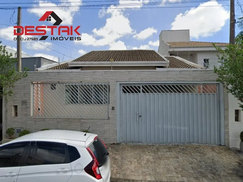 Casa, 3 quartos, 250 m² - Foto 1