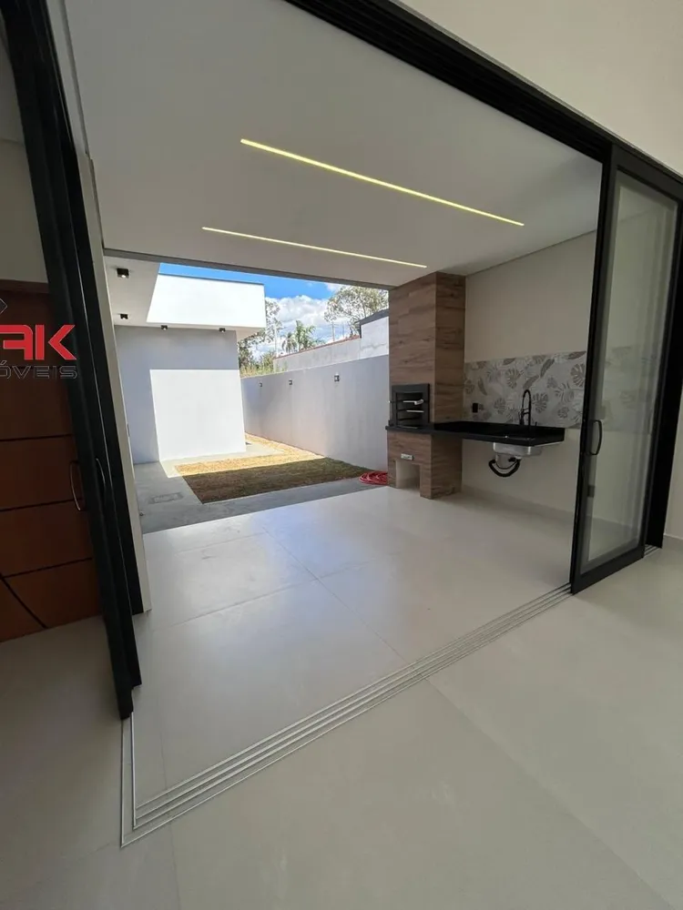 Casa, 3 quartos, 250 m² - Foto 1