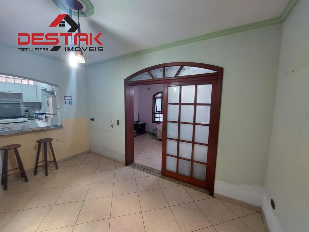 Casa, 3 quartos, 258 m² - Foto 4