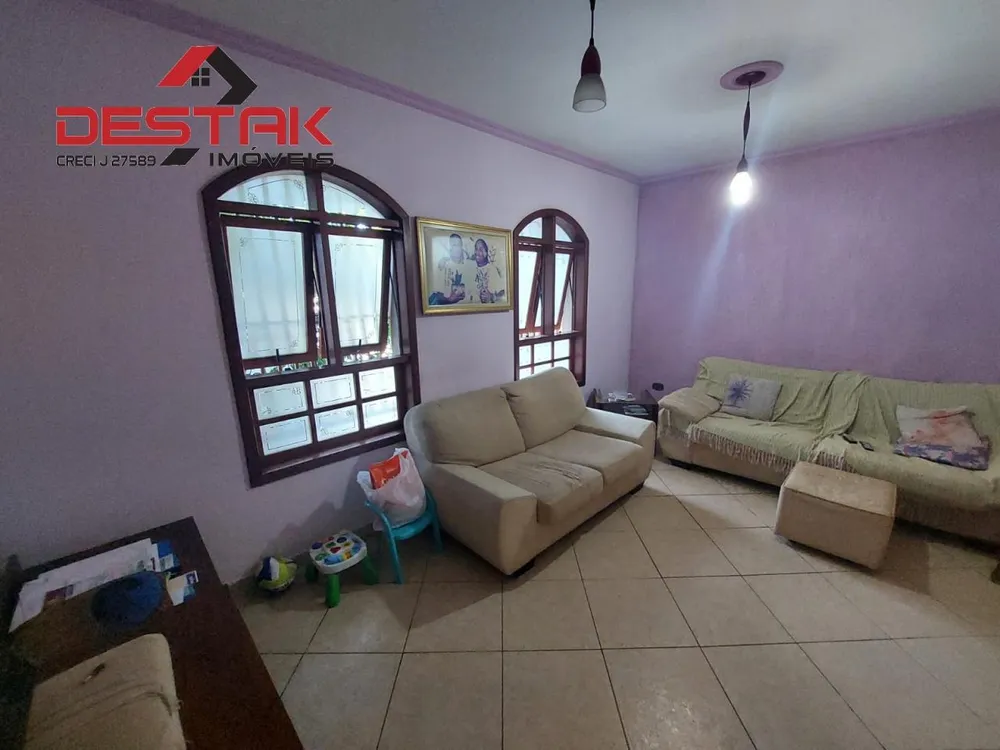 Casa, 3 quartos, 258 m² - Foto 3