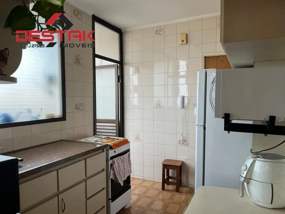 Apartamento, 3 quartos, 110 m² - Foto 2