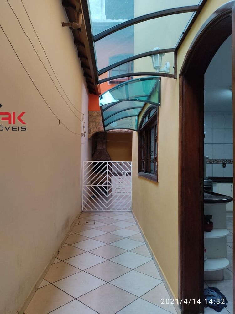 Casa, 3 quartos, 217 m² - Foto 3