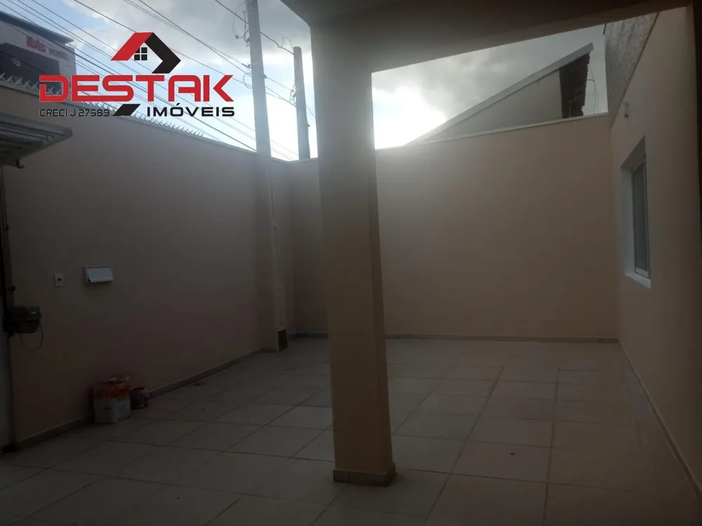 Casa, 3 quartos, 300 m² - Foto 1