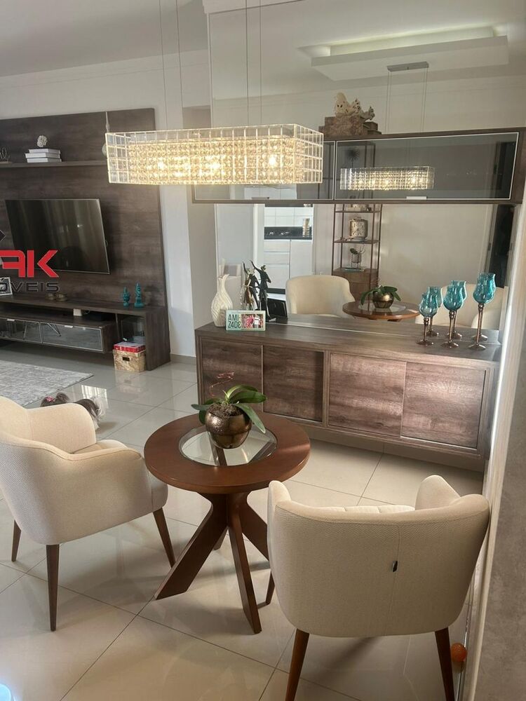 Apartamento à venda com 3 quartos, 110m² - Foto 4