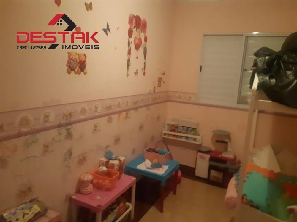 Casa, 3 quartos, 250 m² - Foto 4