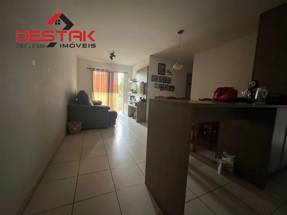 Apartamento, 3 quartos, 93 m² - Foto 2