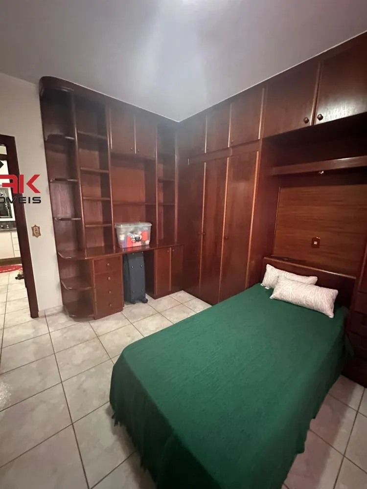 Casa, 3 quartos, 226 m² - Foto 9