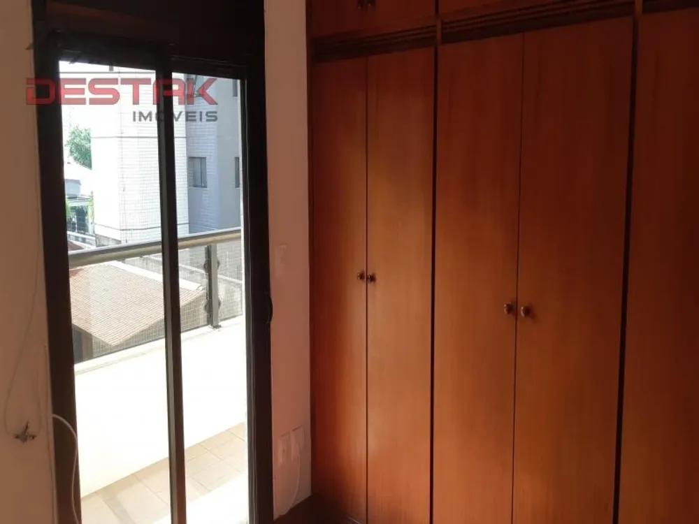 Apartamento, 3 quartos, 216 m² - Foto 3