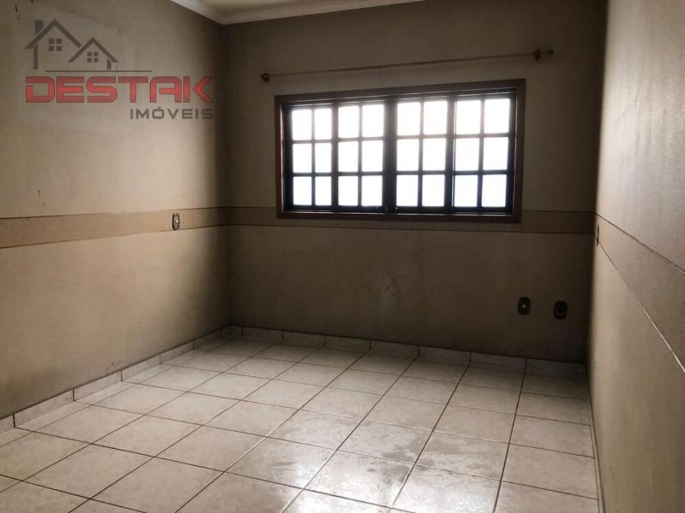 Casa, 3 quartos, 210 m² - Foto 4